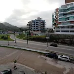 Moreira Apto. Proximo A Praia Grande